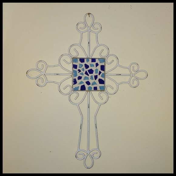 Other - Elegant Mosaic Wall Cross Decor